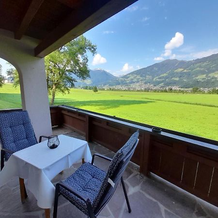 Ferienwohnung Rose Hart im Zillertal Exterior foto